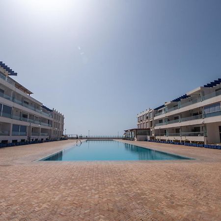 אווריר Appartement Pied Dans L'Eau Avec Piscine מראה חיצוני תמונה