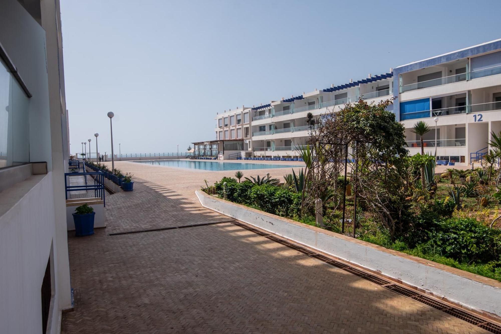 אווריר Appartement Pied Dans L'Eau Avec Piscine מראה חיצוני תמונה