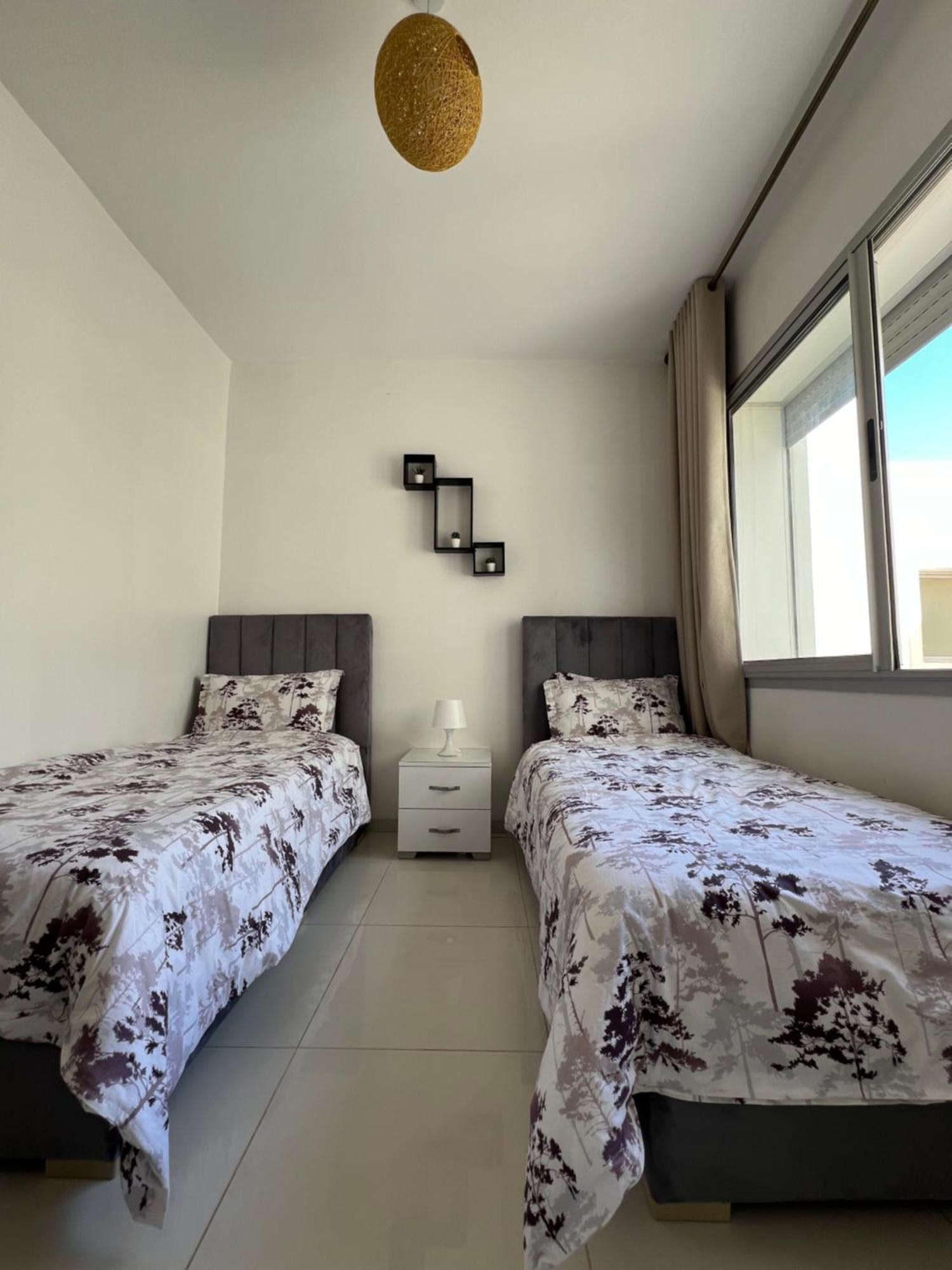 אווריר Appartement Pied Dans L'Eau Avec Piscine מראה חיצוני תמונה