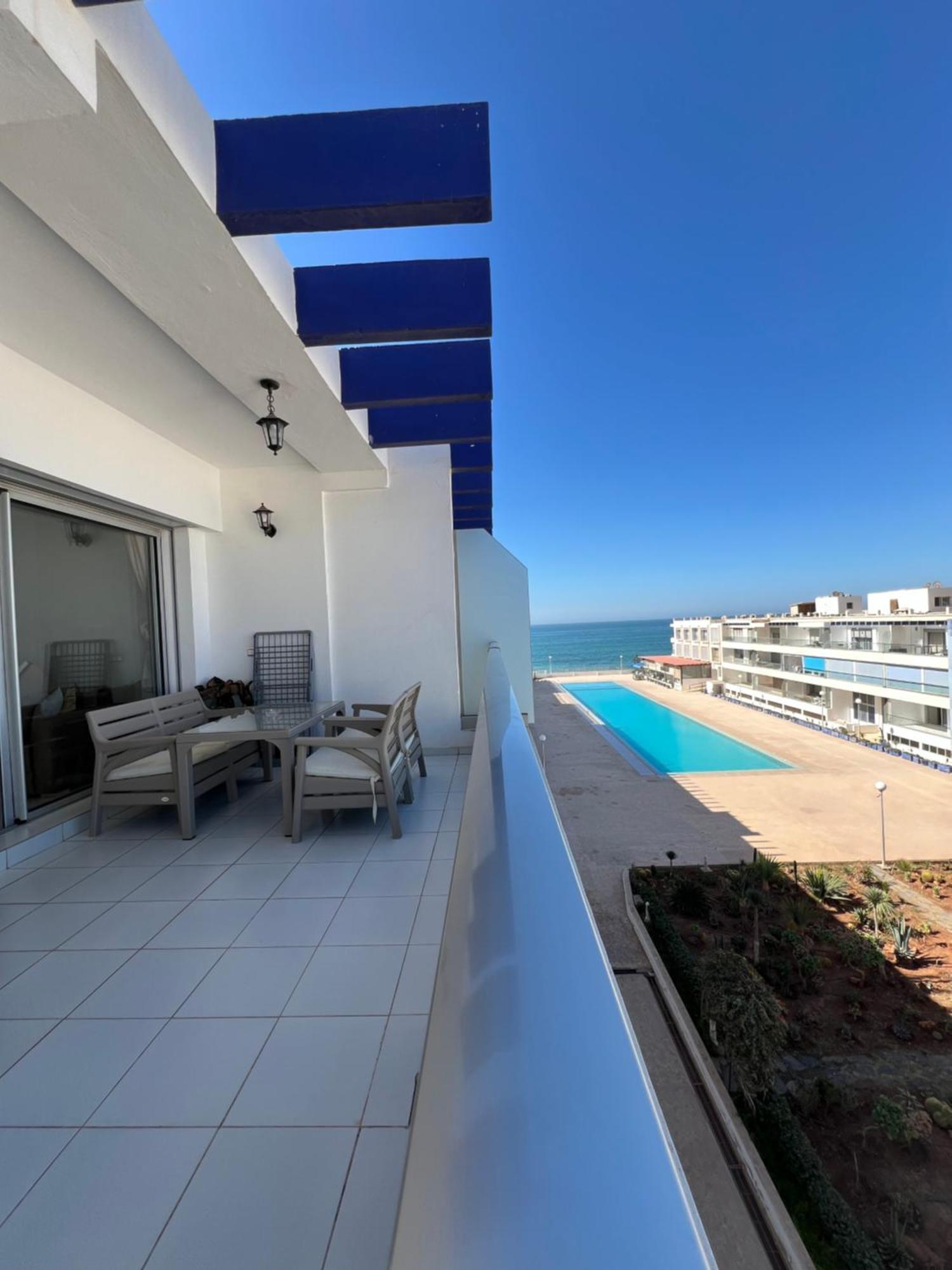 אווריר Appartement Pied Dans L'Eau Avec Piscine מראה חיצוני תמונה